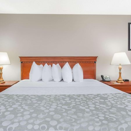 סיינט אגוסטין Days Inn By Wyndham St Augustine/Historic Downtown מראה חיצוני תמונה