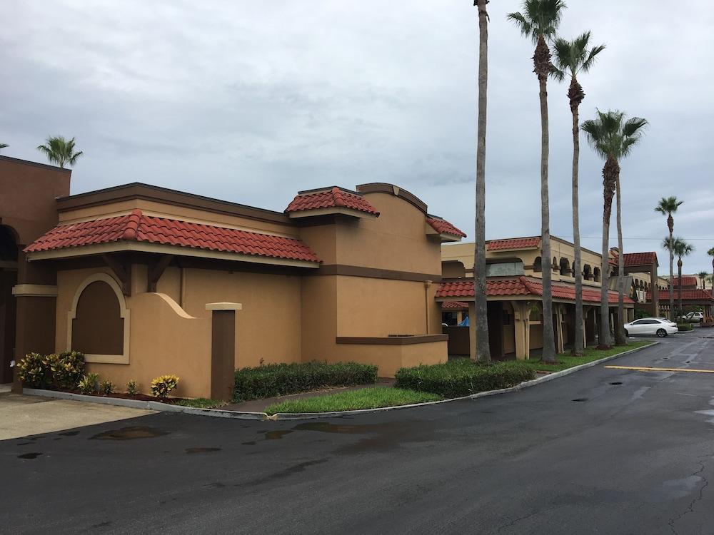 סיינט אגוסטין Days Inn By Wyndham St Augustine/Historic Downtown מראה חיצוני תמונה