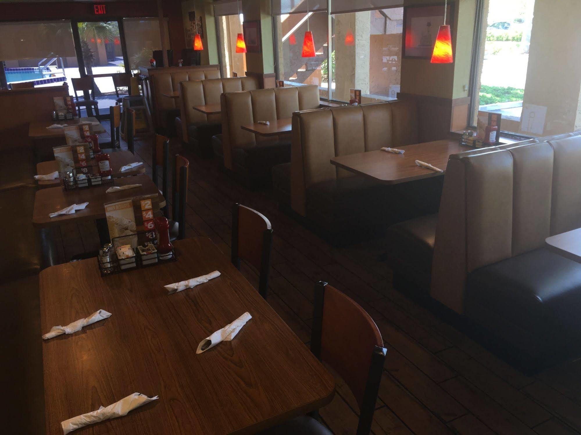 סיינט אגוסטין Days Inn By Wyndham St Augustine/Historic Downtown מראה חיצוני תמונה